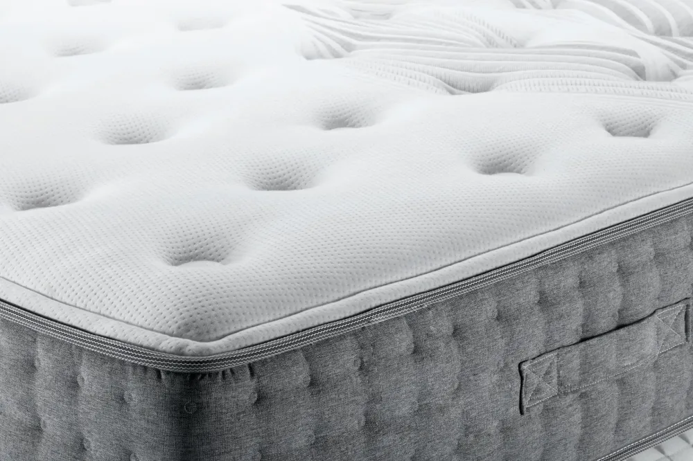 Matelas près de Rosiers-d'Égletons
